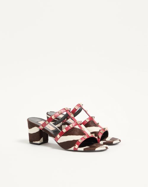 Valentino Garavani - Rockstud Slide Sandal In Pony-effect Calfskin 60mm - White/marrone/red - Woman - Sandals